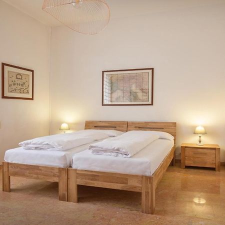 Villa Francesca-Grande Appartamento In Riva Al Lago برنزوني سول جاردا المظهر الخارجي الصورة